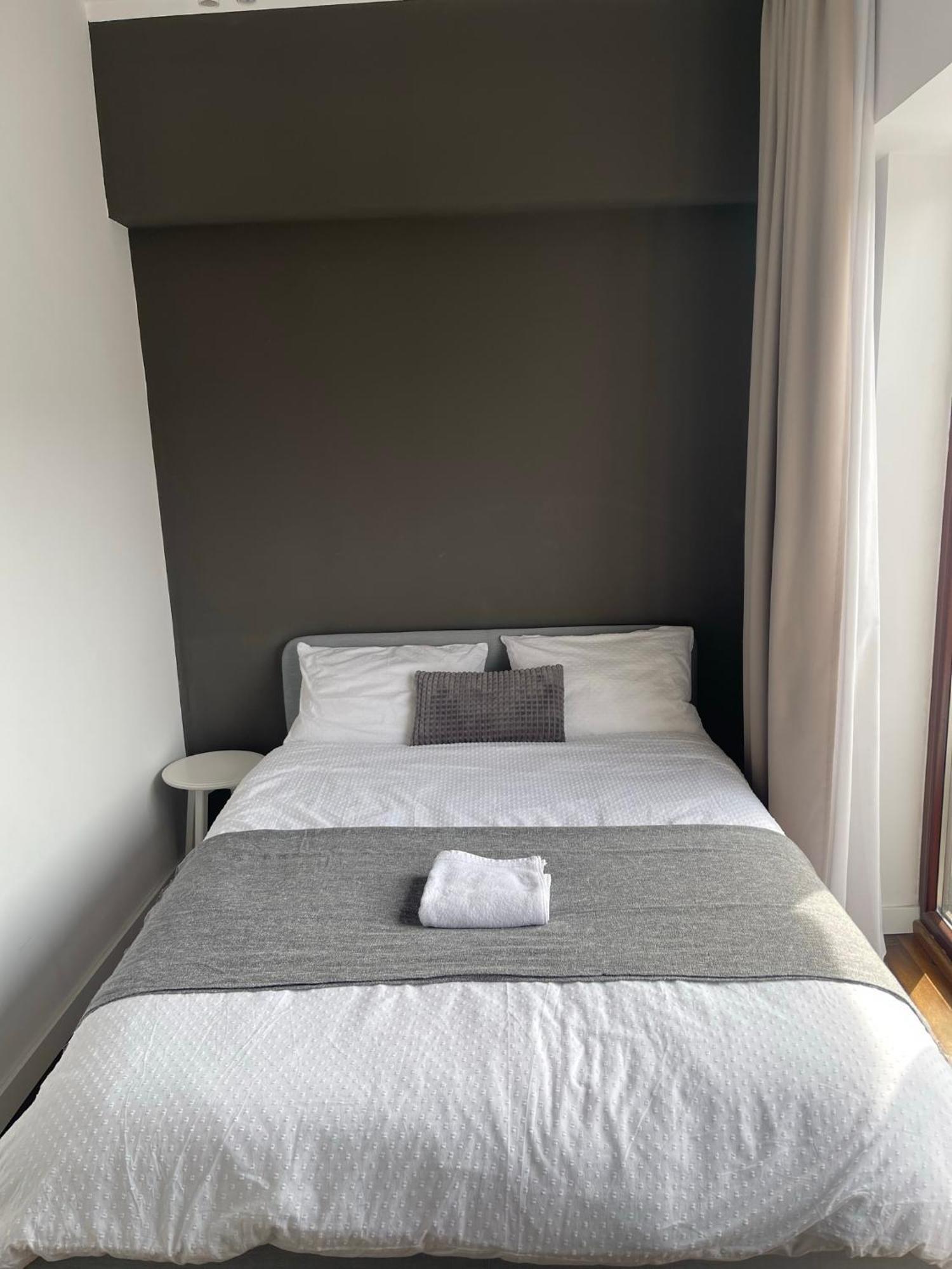Elegant Two Bedrooms Apartment Бухарест Екстер'єр фото